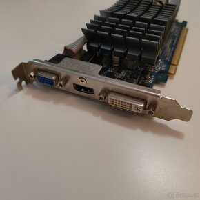 Grafická karta GT610 1GB DDR3 - 3