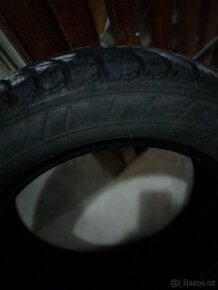 Prodám starší 2ks zimní pneu Winter Radial 185/60 R15 - 3