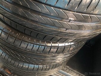 195/65/15 Michelin - 3