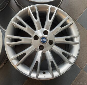 originální alu kola Fiat 17", rozteč šroubů 4x100 - 3