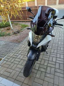 Honda vfr 800x - 3