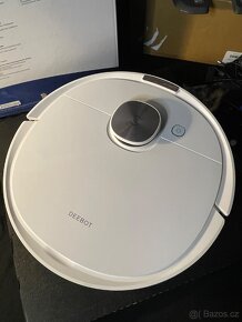 Vysavač Ecovacs Deebot OZMO T8 - 3