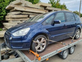 Ford S-max 2.5i turbo,162kw,08,Navi, klimatizace - 3