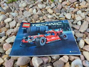 Lego Technic 42075 - Záchranné auto - 3