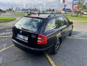 Škoda Octavia 1.9TDI 77Kw DSG Elegance - 3