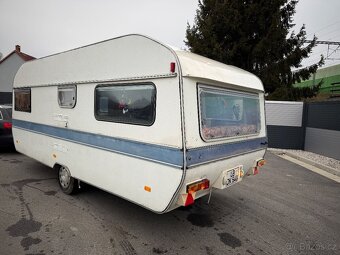 Karavan Wilk Stern De Luxe na pevné stání - 3