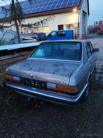 BMW 520i E28 - 3