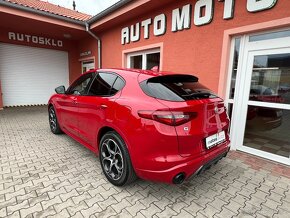 Alfa Romeo Stelvio 2.2 JTDM Veloce Q4 (ODPOČET DPH) - 3