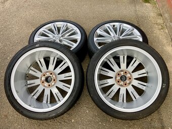 R-Line alu r19 Verona,Vw Passat B8,235/40 r19 - 3