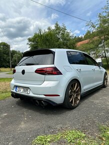 VW Golf R 2.0 TSI 4MOTION DSG - 3