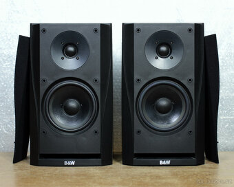 Reprobedny Bowers & Wilkins DM 302. - 3