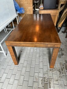 Krásný dřevěný stůl - 3