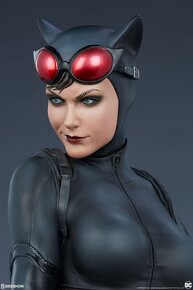 Catwoman Sideshow 1/4 socha - 3