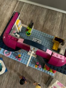 Lego Friends-psí salon - 3