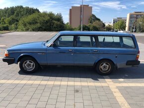 Volvo 240 DL - 3