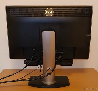 LCD 24" Dell Ultrasharp U2412Mb s reprolištou AX510 - 3