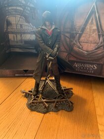 Assassins creed Syndicate charging cross sběratelská edice - 3