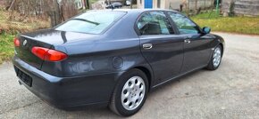 Alfa Romeo 166 3.0i V6 - 3