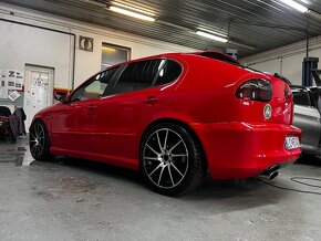 Seat Leon Cupra R 154kw AMK - 3