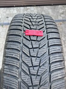 SADA zimnich pneu HANKOOK 215/55/R18 - 3