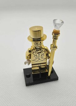 Mr. Gold

Minifigurka - 3