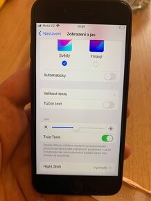 Apple IPhone SE 2022 128GB top stav - 3