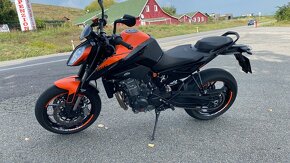 KTM 890 Duke - 3