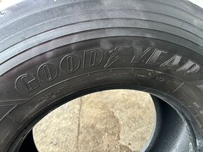 1x pneu Goodyear 385/65 22,5 - 11mm vzorek - 3