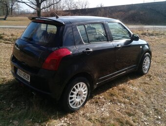 SUZUKI SWIFT 4x4 - 3