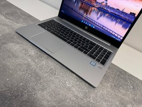 HP ProBook 450 G6 : Intel Core i5-8265U - 256GB - Windows 11 - 3