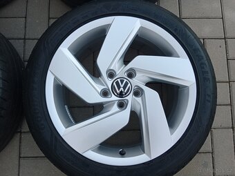 alu kola 5x112 r17 VW Golf 8 a letní 225 /45/17 - 3