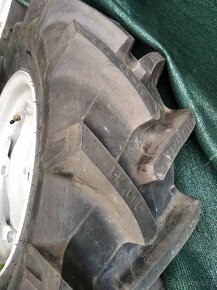 Trelleborg NOVÉ pneumatiky s disky250/80R16 prodám, vyměním - 3
