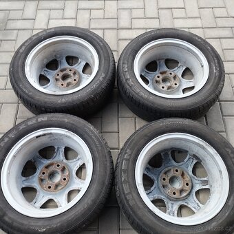 Alu kola 5,5J X15 ET50 s pneu 195/60R15 - 3