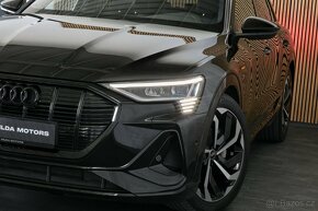 Audi e-tron S-line Quattro 55 300kW B&O Matrix Tažné 2022 - 3