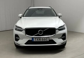 Volvo XC60 B5 Momentum Advanced 2022 - 3