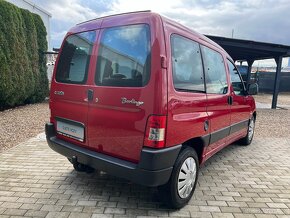 Citroën Berlingo 1.6 HDI 55KW, Servisní kniha - 3