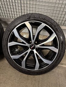 5x108 r19 255/40/19 - 3