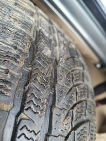 Zimní pneumatiky Nokian 235/45 R19 - 3