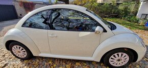 Volkswagen New Beetle - 3