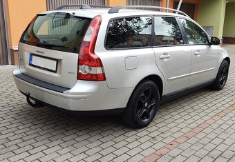 VOLVO V50 2.0TDI manuální převodovka 6st. - výborný stav - 3