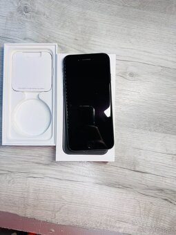 iPhone SE2020 64GB Black - 3