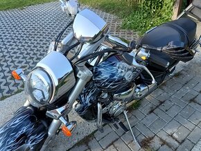 Suzuki VZR 1800 intruder - 3