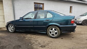 BMW 3 E36 318i - 3