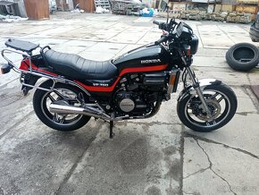 Honda VF 750 s - 3