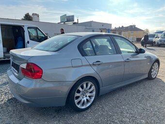 BMW 320D e90 120kW Xenony - 3