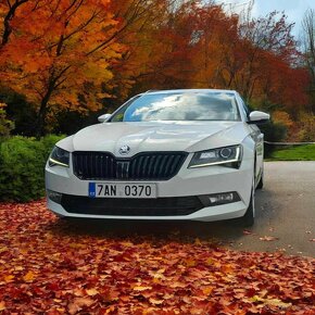 Škoda Superb ( Taxi ) . - 3