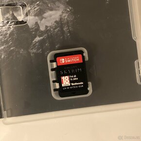 Skyrim (Nintendo Switch) - 3