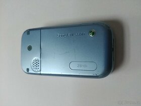 Sony Ericsson Z610i včetně nabíječky. Pro sběratele. - 3