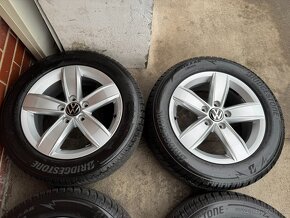 Alu 16" 5x112, orig. VW Corvara + zimní 95%, T-Roc - 3