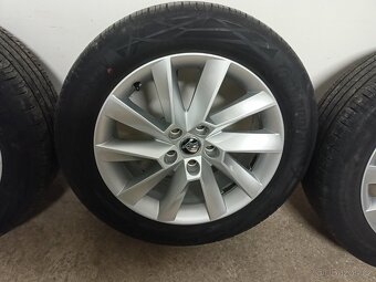 Škoda Superb Stratos 17" 5x112 s pneu 215/55R17 - 3